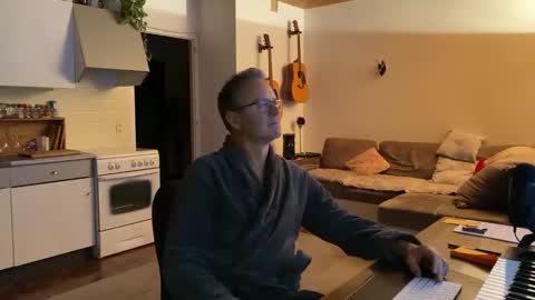 papa_show online show from December 2024 09:29:02 PM