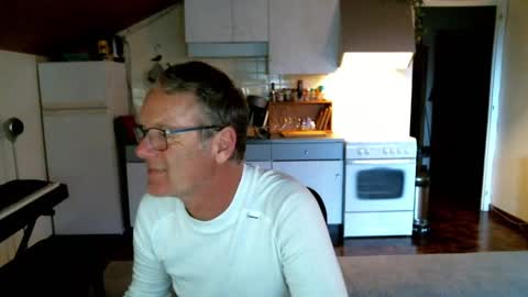 papa_show online show from January 2025 03:01:02 PM