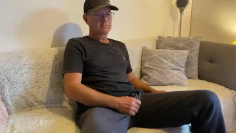 papa_show online show from October 2025 07:41:01 AM