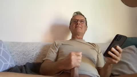 papa_show online show from November 2025 10:03:01 AM