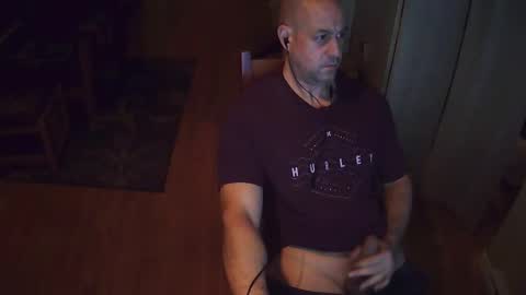 Papa online show from November 2025 12:48:02 PM