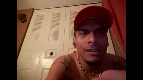 Snapshot of papasitoric0 chatting on February 2026 08:29:02 AM papasitoric0 online show from February 2026 08:29:02 AM