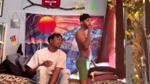 papian0 online show from November 2025 05:37:01 PM