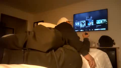 Snapshot of papilos25 chatting on December 2025 08:52:02 AM papilos25 online show from December 2025 08:52:02 AM