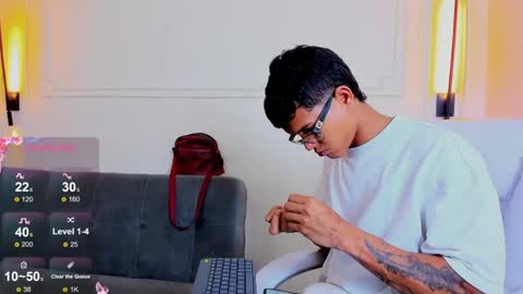 Snapshot of paradise_boy_s chatting on June 2026 02:08:02 PM Ryan And Casper online show from June 2026 02:08:02 PM