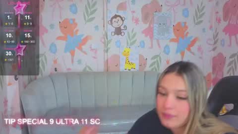 Snapshot of paris09_v chatting on May 2026 01:16:02 PM PARIS online show from May 2026 01:16:02 PM