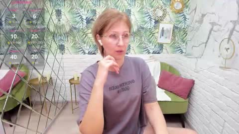 Paris online show from December 2025 07:44:01 PM