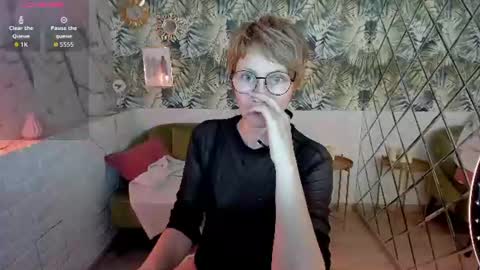Paris online show from August 2026 06:33:02 PM