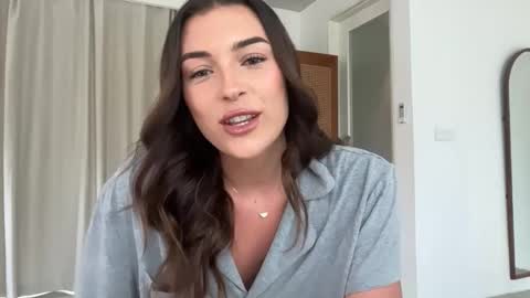 Snapshot of parisbabyxox chatting on October 2025 01:39:02 AM ParisBabyxox online show from October 2025 01:39:02 AM