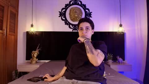 Snapshot of parker_noah chatting on January 2026 08:12:01 PM parker_noah online show from January 2026 08:12:01 PM