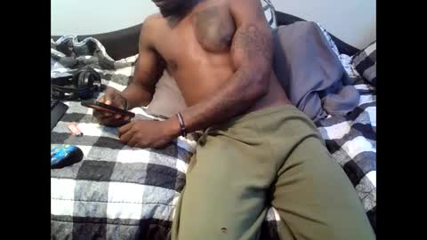 Snapshot of parlaytellio chatting on April 2026 01:55:02 PM Parlay Tellio online show from April 2026 01:55:02 PM