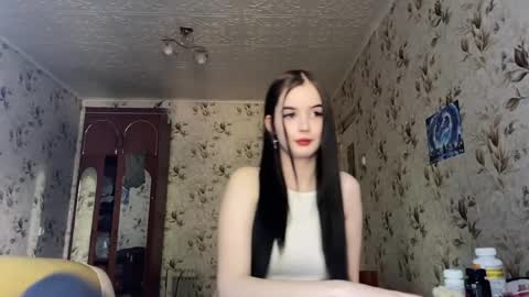 Milana online show from May 2026 12:10:02 PM