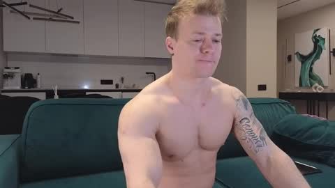 Pashka online show from February 2025 05:53:01 AM