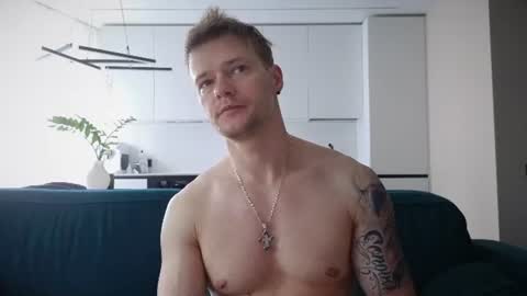 Snapshot of pashka_x chatting on June 2026 07:24:02 AM Pashka online show from June 2026 07:24:02 AM