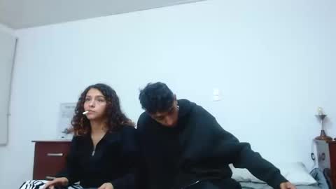 Snapshot of pasionados chatting on October 2025 03:09:02 AM pasionados online show from October 2025 03:09:02 AM