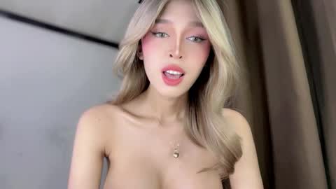 Snapshot of passion_de_amor18 chatting on June 2026 02:45:01 PM Tasty Alice online show from June 2026 02:45:01 PM