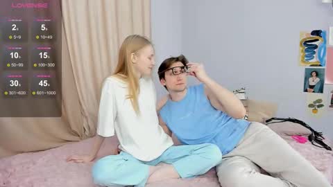 We Katrin and Moris online show from October 2025 01:30:01 PM