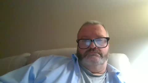 passporttraveler1 online show from December 2024 01:32:02 AM