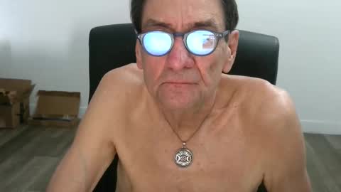 Bob online show from November 2025 08:44:01 PM