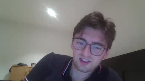 patat1996 online show from October 2025 11:33:02 AM