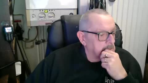 Snapshot of patjeooo chatting on January 2026 03:50:02 PM patjeooo online show from January 2026 03:50:02 PM