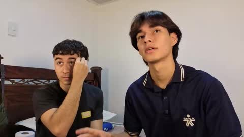 patri_ck_villa online show from November 2025 06:07:01 PM