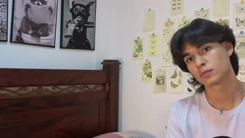 patri_ck_villa online show from April 2026 10:10:02 PM