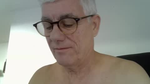 patrick5275 online show from October 2025 08:23:02 AM