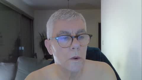 Snapshot of patrick5275 chatting on June 2026 03:42:01 AM patrick5275 online show from June 2026 03:42:01 AM
