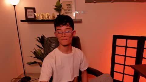 Snapshot of patrick_howland_ chatting on June 2026 03:31:02 AM Patrick online show from June 2026 03:31:02 AM