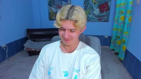 .... online show from November 2025 08:09:01 PM