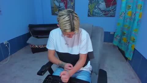 .... online show from November 2025 08:37:01 AM