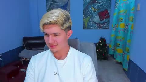 .... online show from January 2026 06:33:01 PM