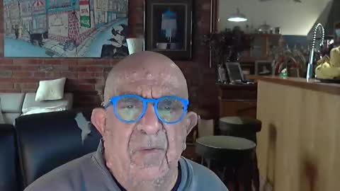 Snapshot of patvac chatting on April 2026 10:32:01 PM patvac online show from April 2026 10:32:01 PM