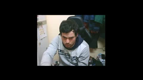 Snapshot of pau_97 chatting on December 2024 03:17:02 PM seat97 online show from December 2024 03:17:02 PM