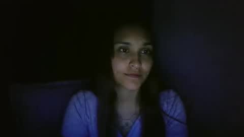 Pau online show from May 2026 04:51:02 AM
