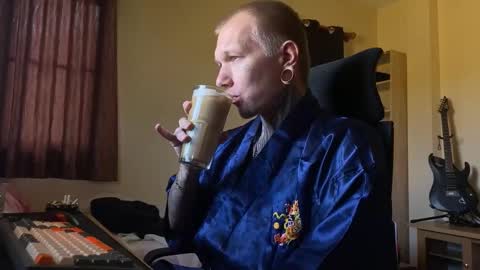 Snapshot of paul_razor chatting on February 2026 07:13:01 AM Paul online show from February 2026 07:13:01 AM