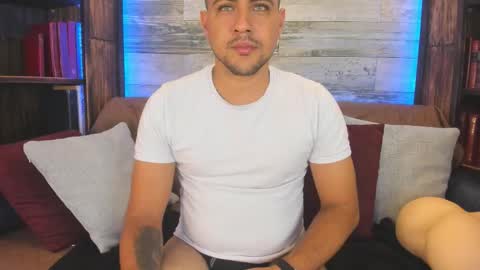 Paul Rivera online show from November 2025 02:17:01 PM