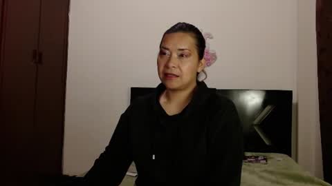 Snapshot of paula_anderson chatting on July 2026 04:20:02 AM PAULA online show from July 2026 04:20:02 AM
