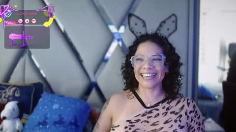 Paula online show from October 2025 09:45:02 PM