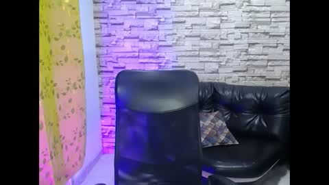 Snapshot of paula_ross_ chatting on May 2026 01:03:01 AM paula ross online show from May 2026 01:03:01 AM