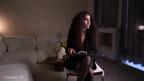 Paula online show from January 2026 08:35:01 PM