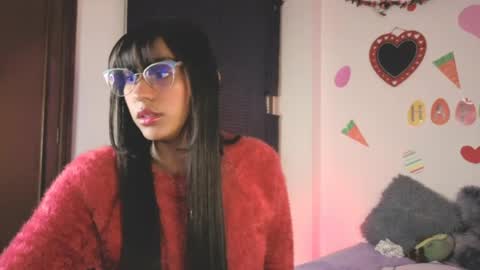 Snapshot of paulacutexs chatting on April 2026 03:37:01 AM Paula online show from April 2026 03:37:01 AM