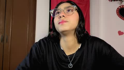 Snapshot of paulacutexs chatting on May 2026 05:25:02 AM Paula online show from May 2026 05:25:02 AM