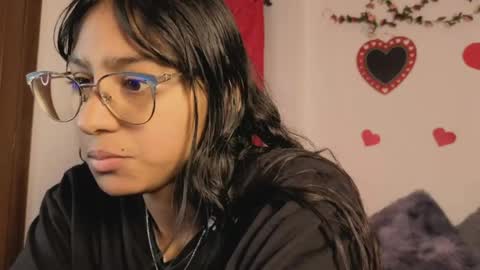 Snapshot of paulacutexs chatting on May 2026 05:26:02 AM Paula online show from May 2026 05:26:02 AM