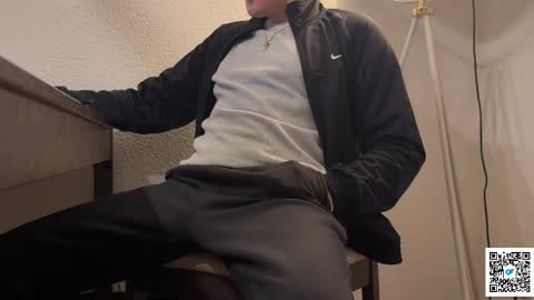 Snapshot of paulchen234xxx chatting on December 2025 05:25:02 AM toni-paul online show from December 2025 05:25:02 AM