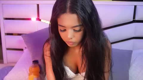 Snapshot of paulina_cano chatting on March 2026 03:12:01 AM Paulina online show from March 2026 03:12:01 AM