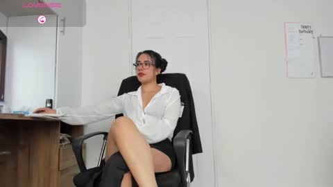 paulina online show from October 2025 06:41:02 PM