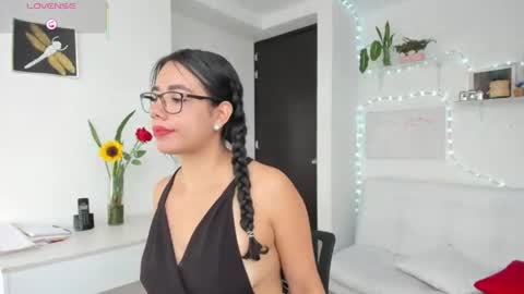 Snapshot of paulina_dossantos chatting on July 2026 08:33:02 PM paulina online show from July 2026 08:33:02 PM
