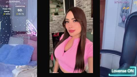 Snapshot of paulina_galvis2700 chatting on May 2026 03:40:01 PM paulina online show from May 2026 03:40:01 PM